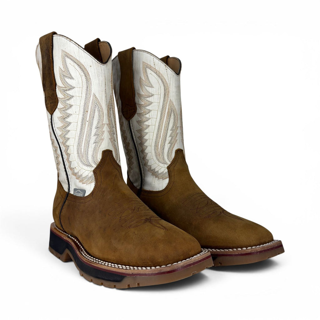 Bota Vaquera De Trabajo para Caballero Uso Rudo Horma Ariat Crazy Miel Suela Track